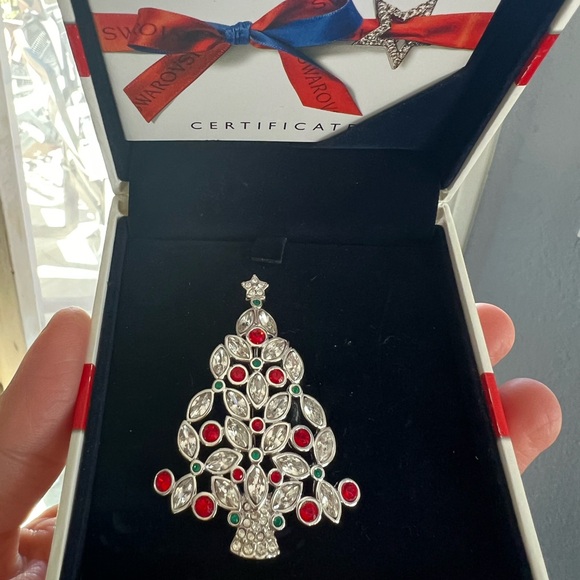 Christmas Brooch - Picture 4 of 8